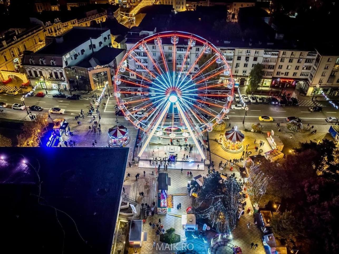 1 Mai - Luxury Park Apartments - Self Check-In - Private Parking - 2 Craiova Bagian luar foto